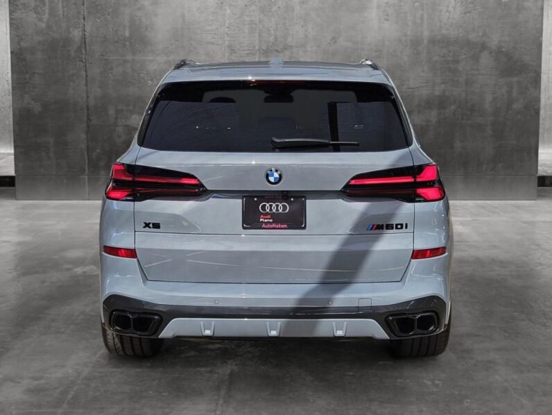 2024 BMW X5 M60i